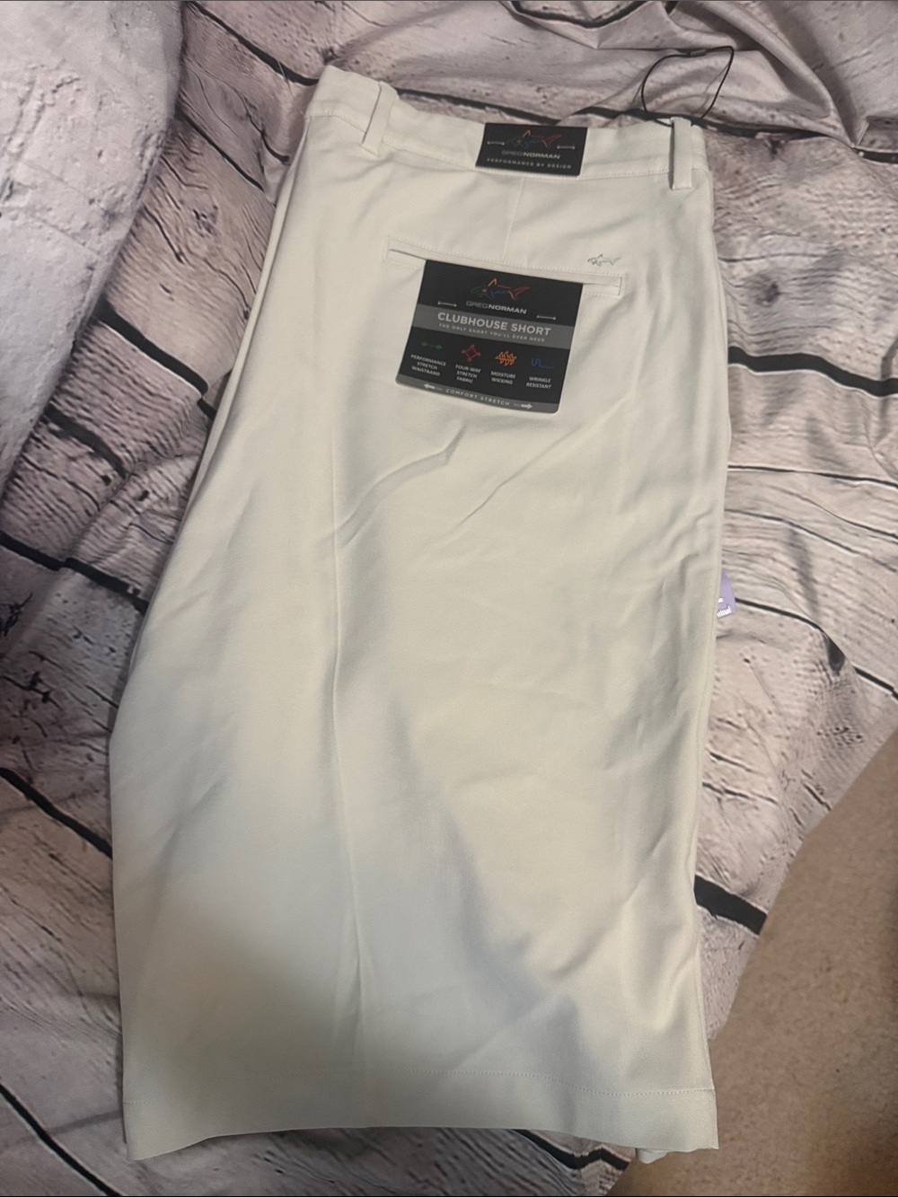 Greg Norman Clubhouse Short Golf in Light Cream size 38 men